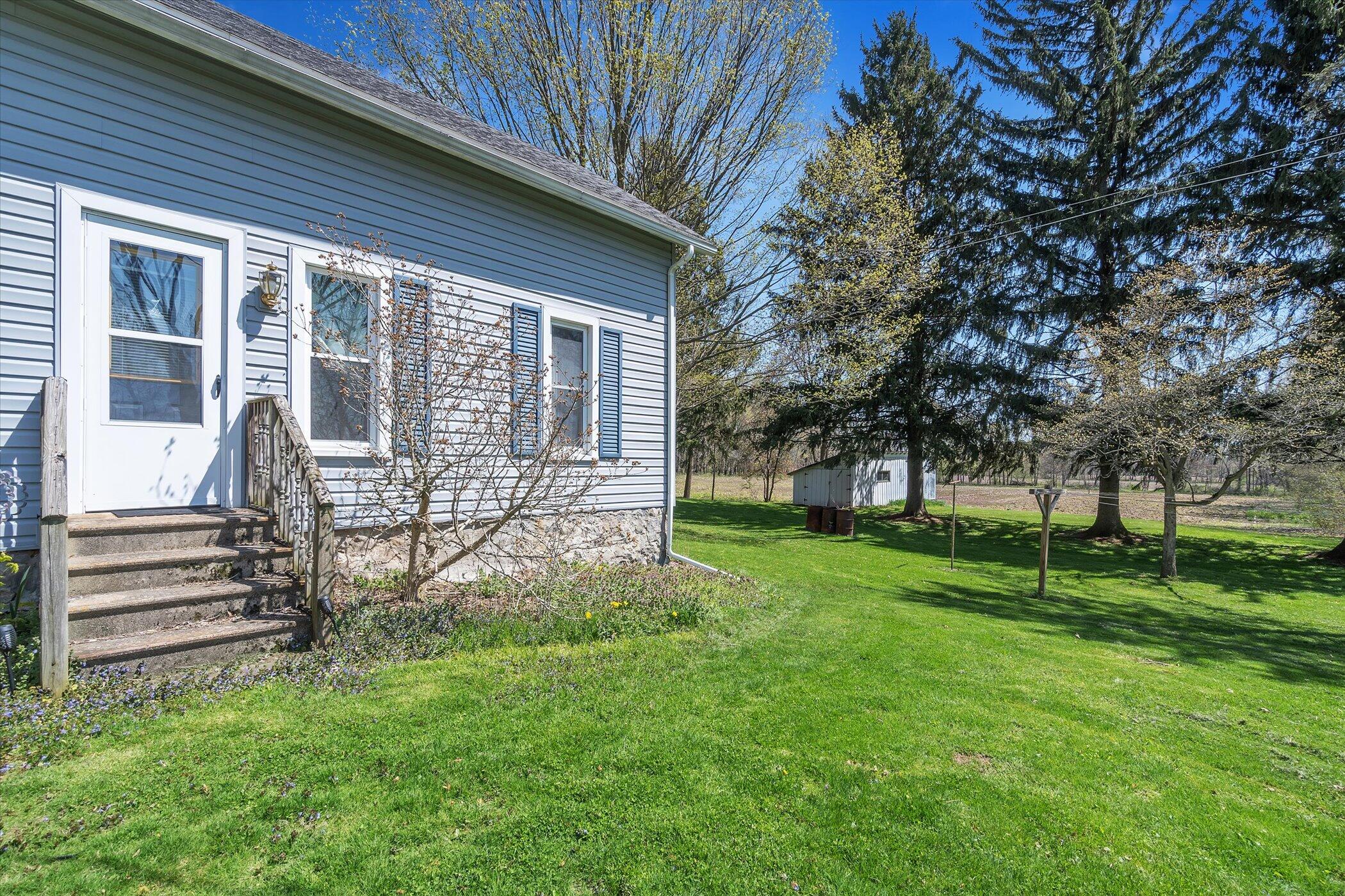 10694 Crawford Road Springport, MI 49284 - Photo 36 of 37 34-10694-Crawford-WindowStill-Real-Estat