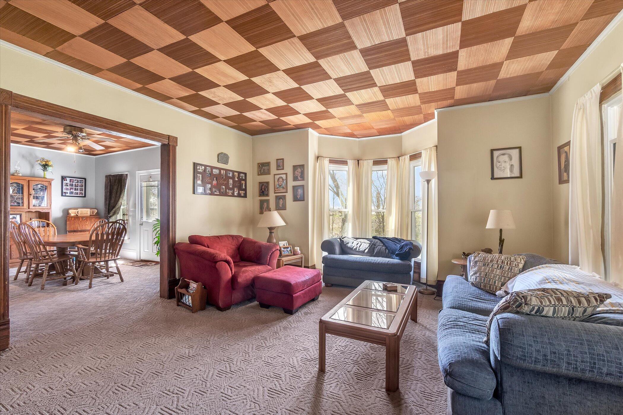 10694 Crawford Road Springport, MI 49284 - Photo 5 of 37 Living Room