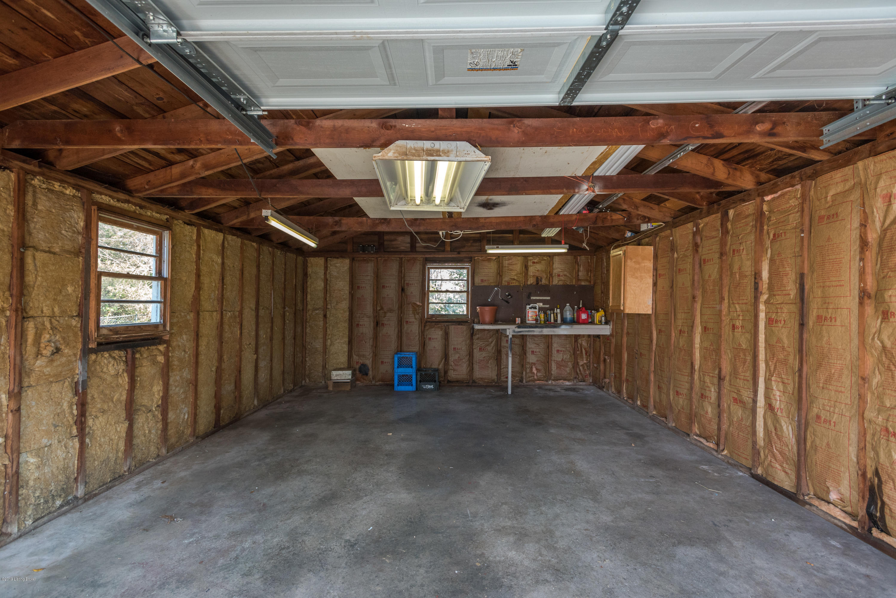 1717 Millgate Road Louisville, KY 40223 - Photo 40 of 42 39Millgate Rd 1717