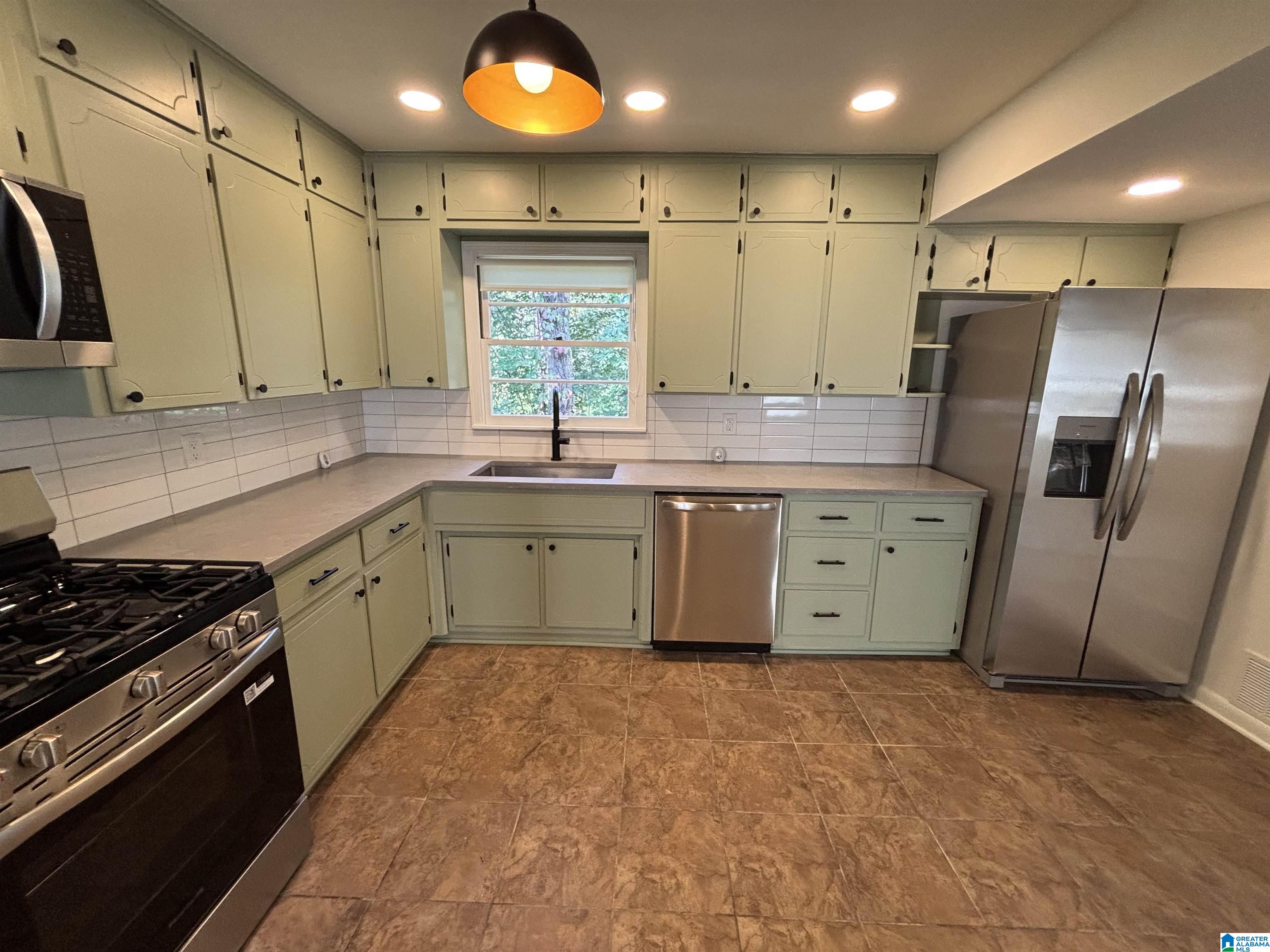 500 Rollingwood Road Birmingham, AL 35235 - Photo 5 of 48