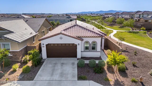 $2,600 | 4352 North 91st Glen, Phoenix, AZ 85037