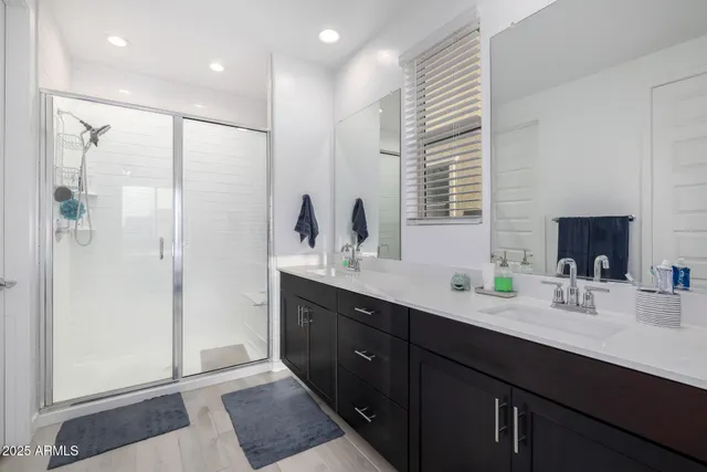 $2,600 | 4352 North 91st Glen, Phoenix, AZ 85037