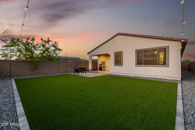 $2,600 | 4352 North 91st Glen, Phoenix, AZ 85037