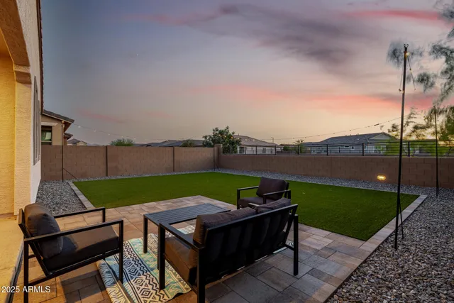 $2,600 | 4352 North 91st Glen, Phoenix, AZ 85037