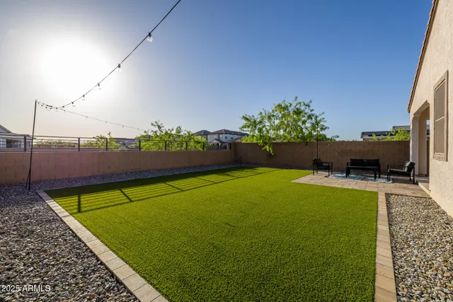 $2,600 | 4352 North 91st Glen, Phoenix, AZ 85037