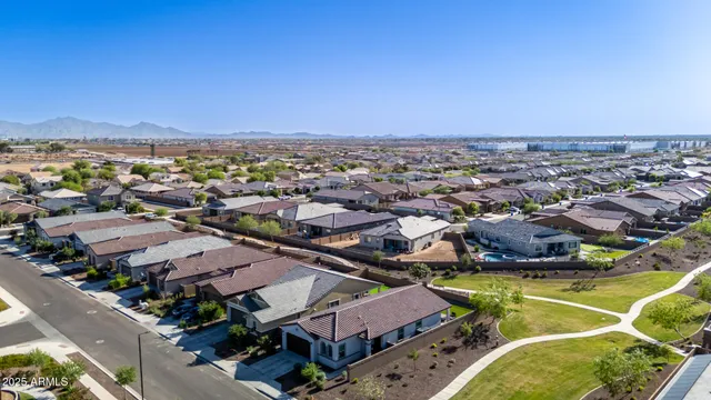 $2,600 | 4352 North 91st Glen, Phoenix, AZ 85037