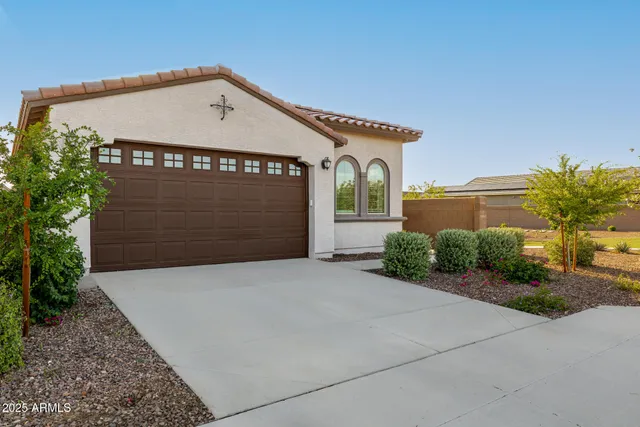 $2,600 | 4352 North 91st Glen, Phoenix, AZ 85037