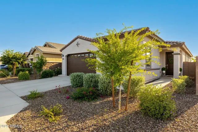 $2,600 | 4352 North 91st Glen, Phoenix, AZ 85037