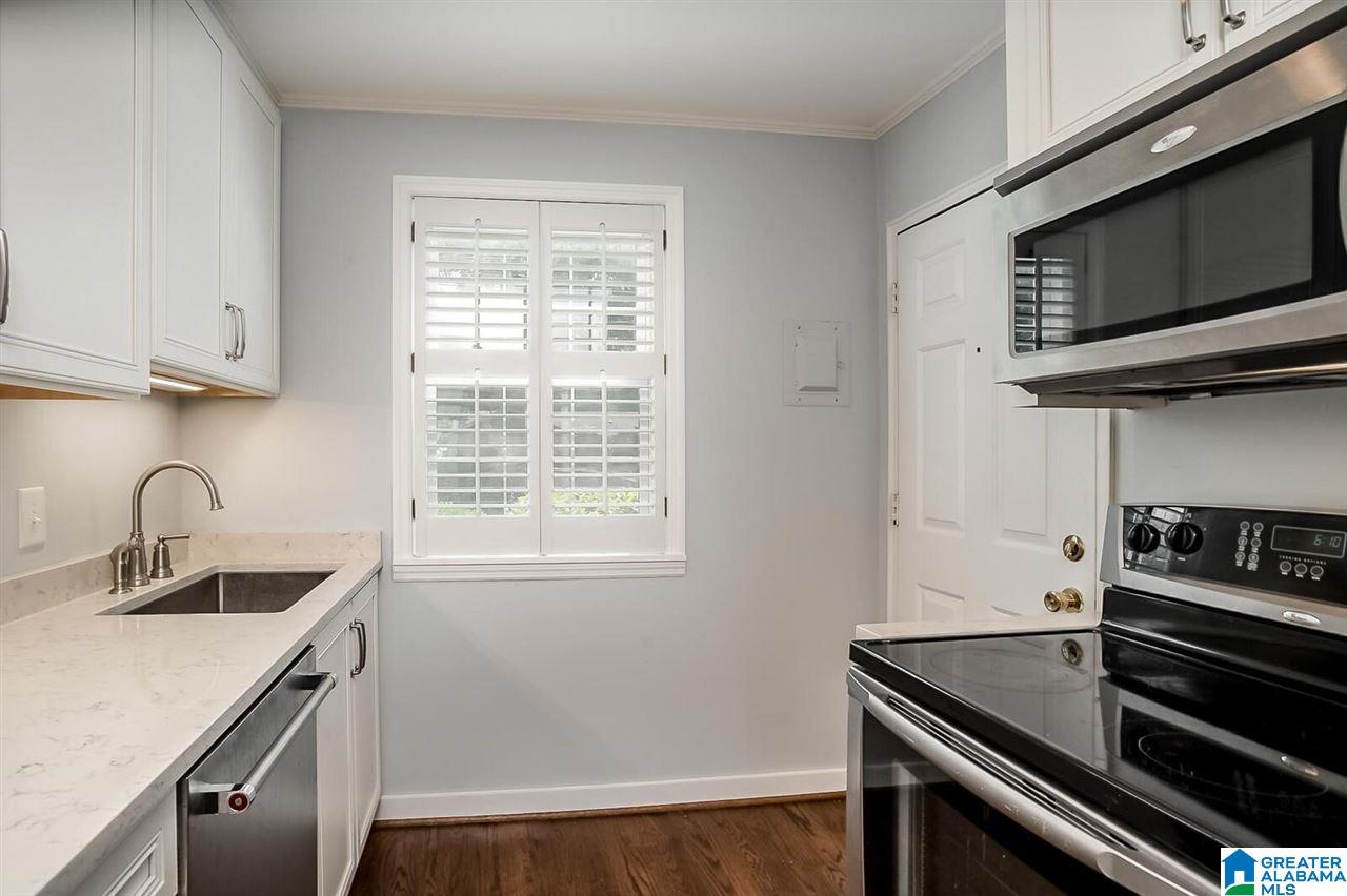 209 Fox Hall Road, Unit A Birmingham, AL 35213 - Photo 13 of 27