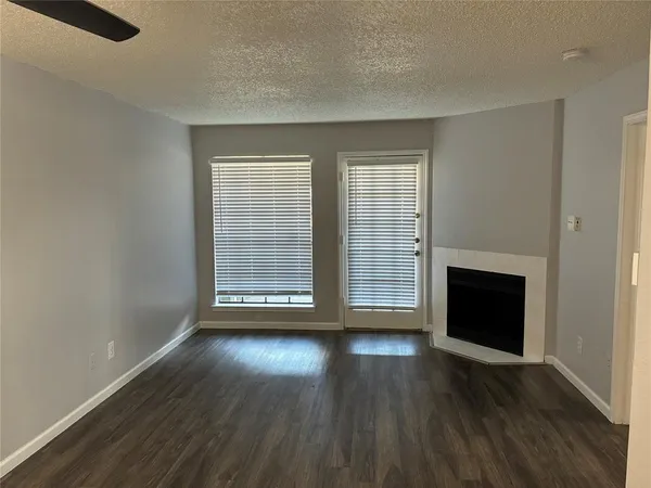 $1,350 | 6108 Abrams Road, Unit 306, Dallas, TX 75231