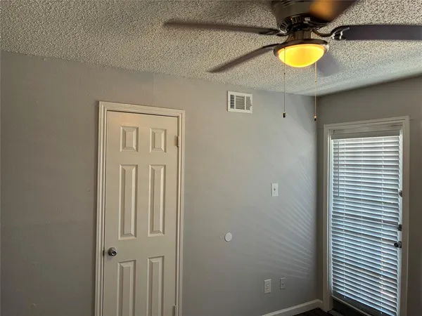 $1,350 | 6108 Abrams Road, Unit 306, Dallas, TX 75231
