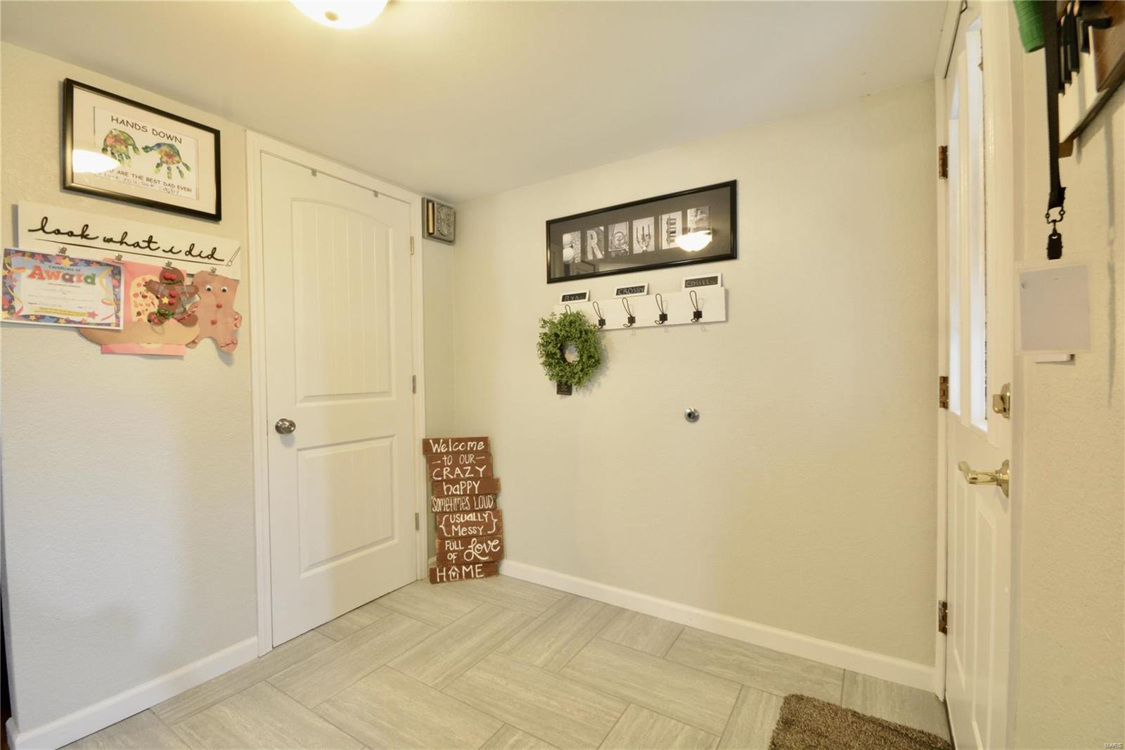 204 North Point Road Fairview Heights, IL 62208 - Photo 2 of 26