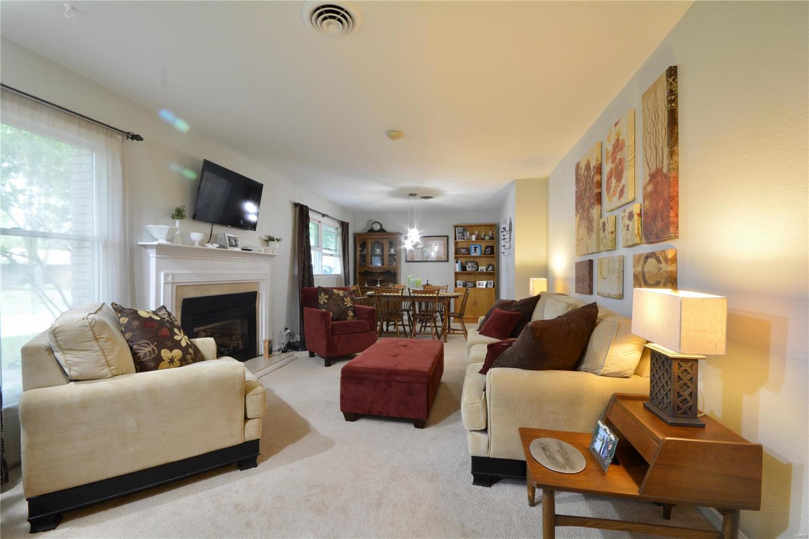 204 North Point Road Fairview Heights, IL 62208 - Photo 3 of 26