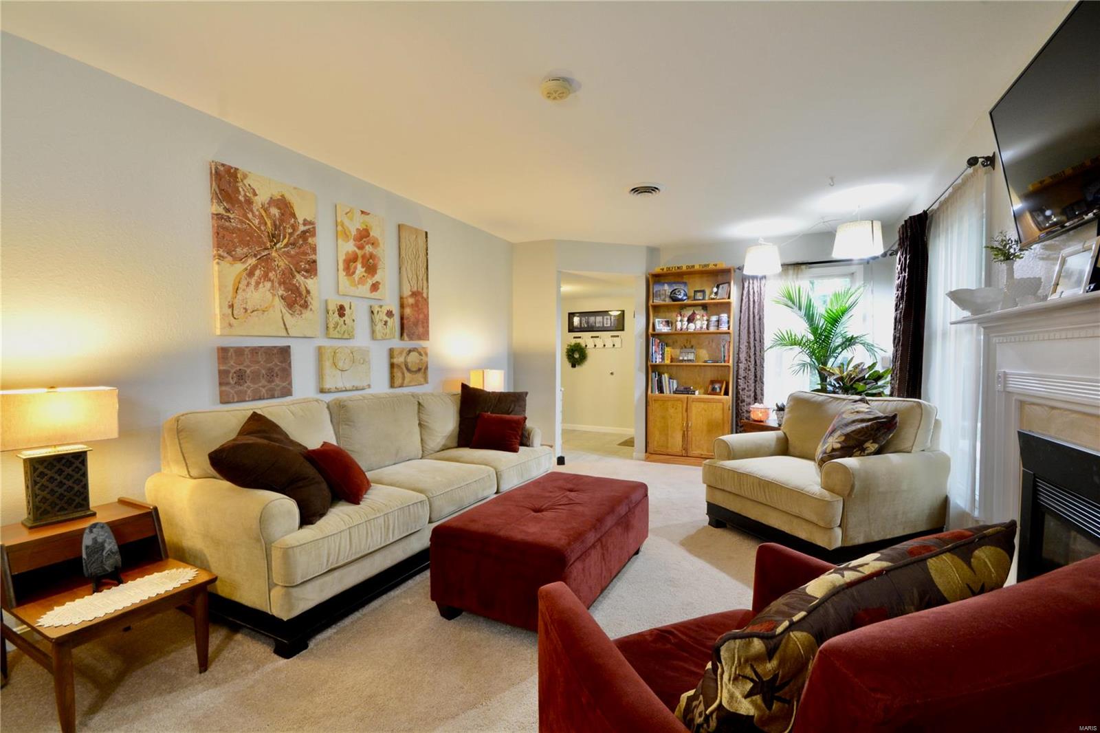 204 North Point Road Fairview Heights, IL 62208 - Photo 4 of 26