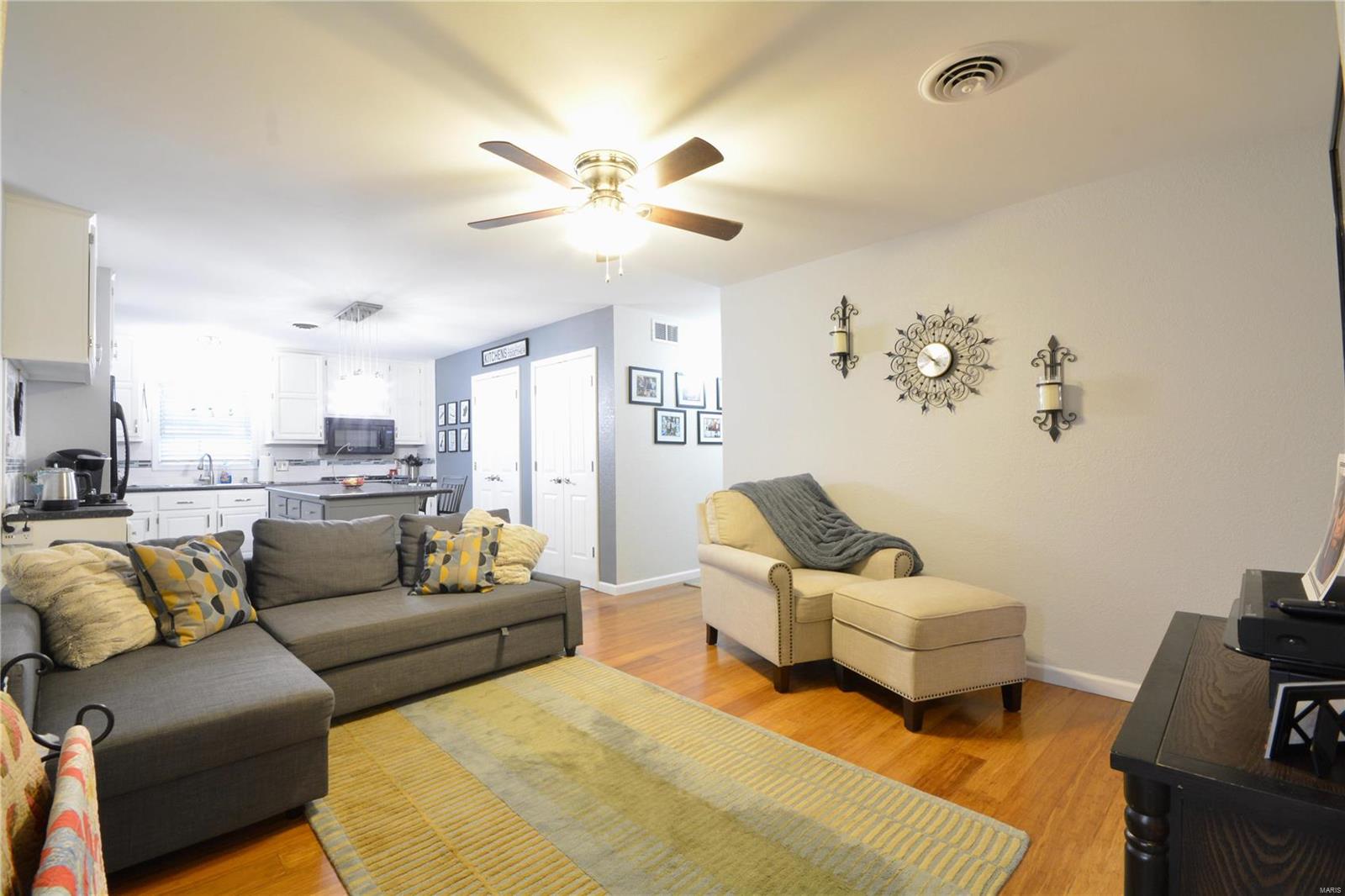 204 North Point Road Fairview Heights, IL 62208 - Photo 9 of 26
