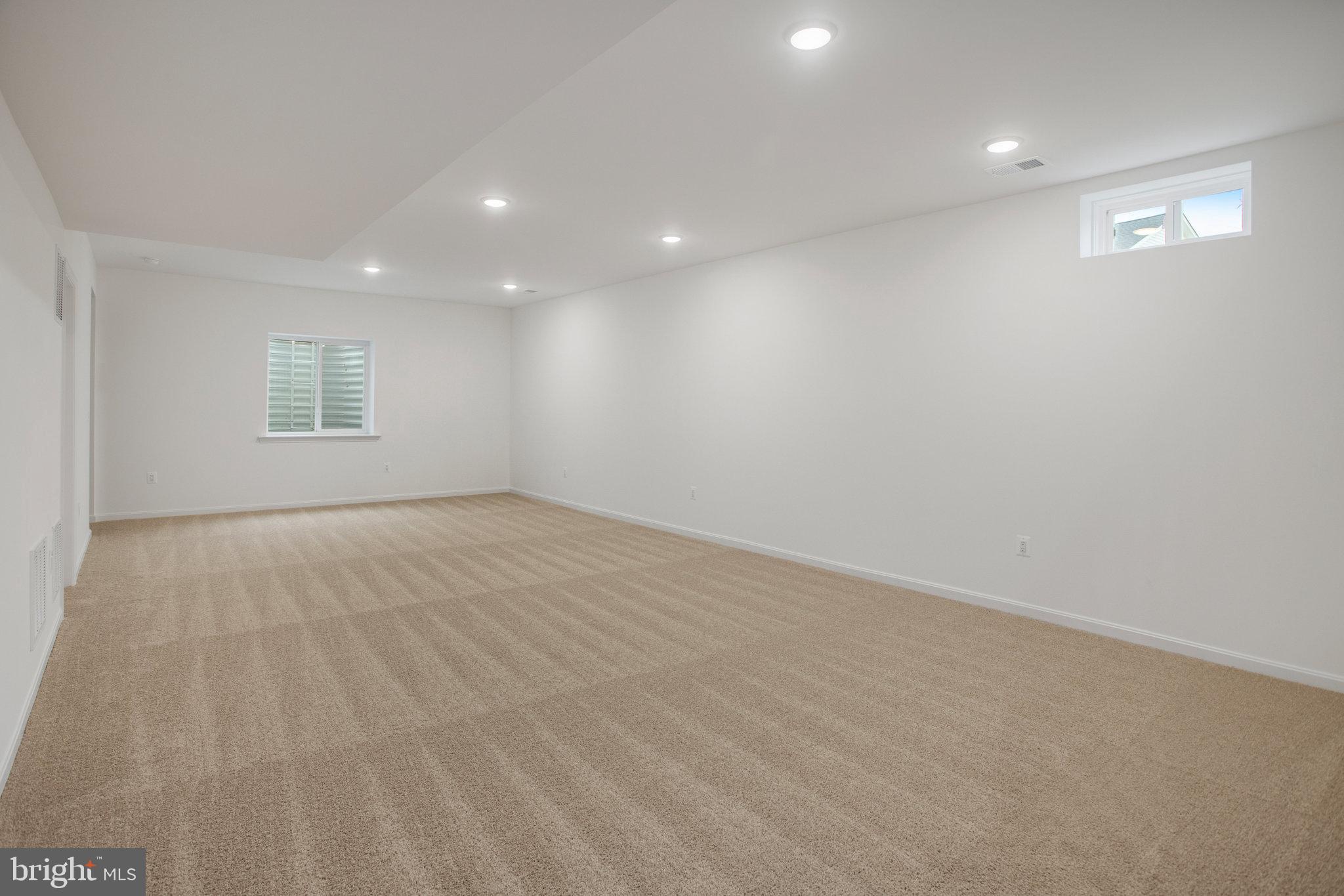 2005 Divot Drive Culpeper, VA 22701 - Photo 34 of 46 an empty room with a natural light