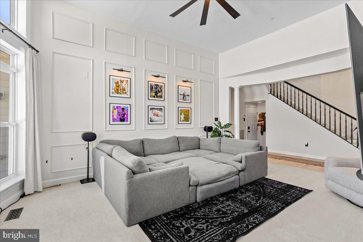 2206 Green Ginger Circle Accokeek, MD 20607 - Photo 17 of 45 Living Room