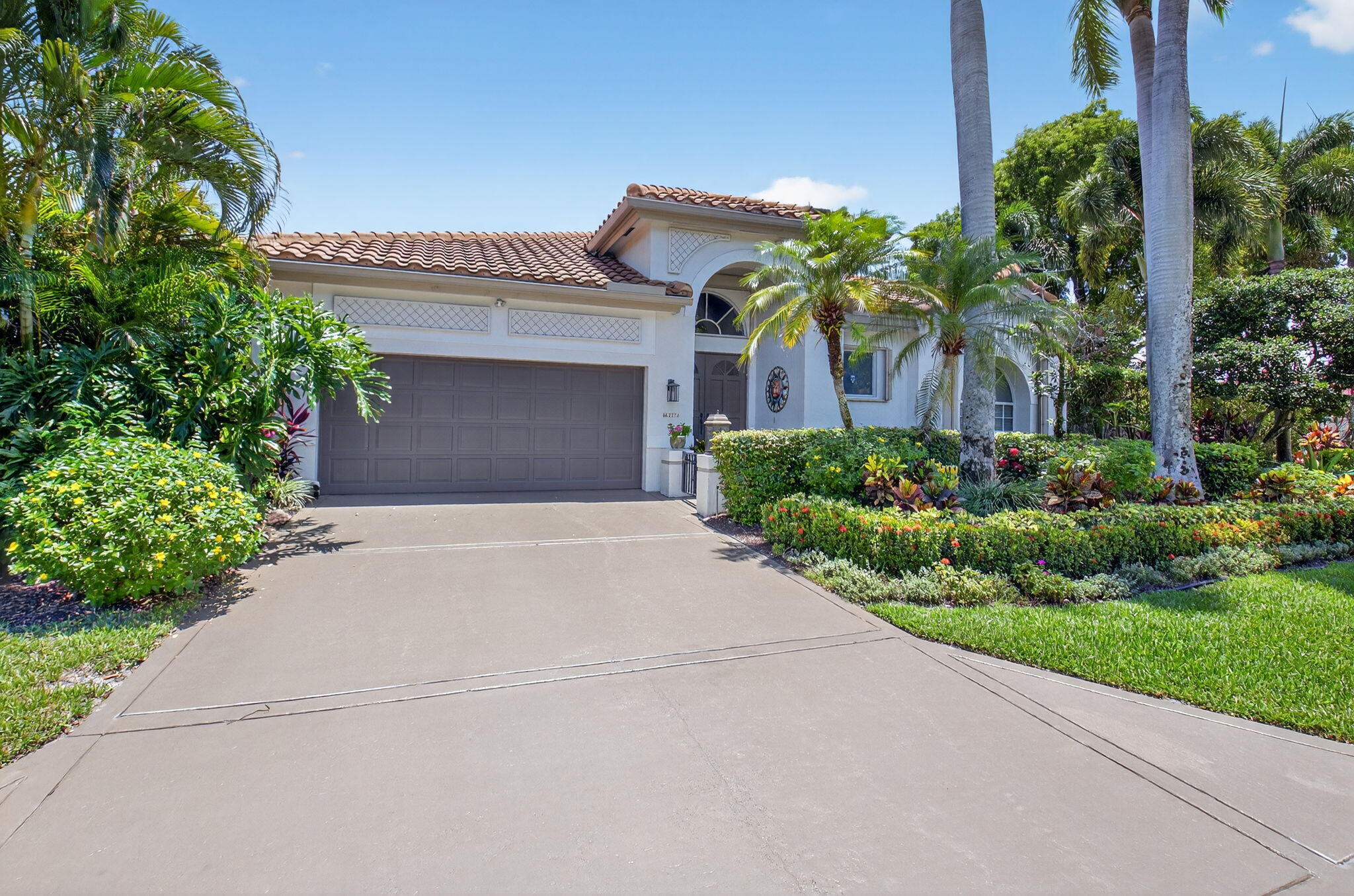 2374 Northwest 23rd Road Boca Raton, FL 33434 - Photo 3 of 110 3-web-or-mls-DSC_4624