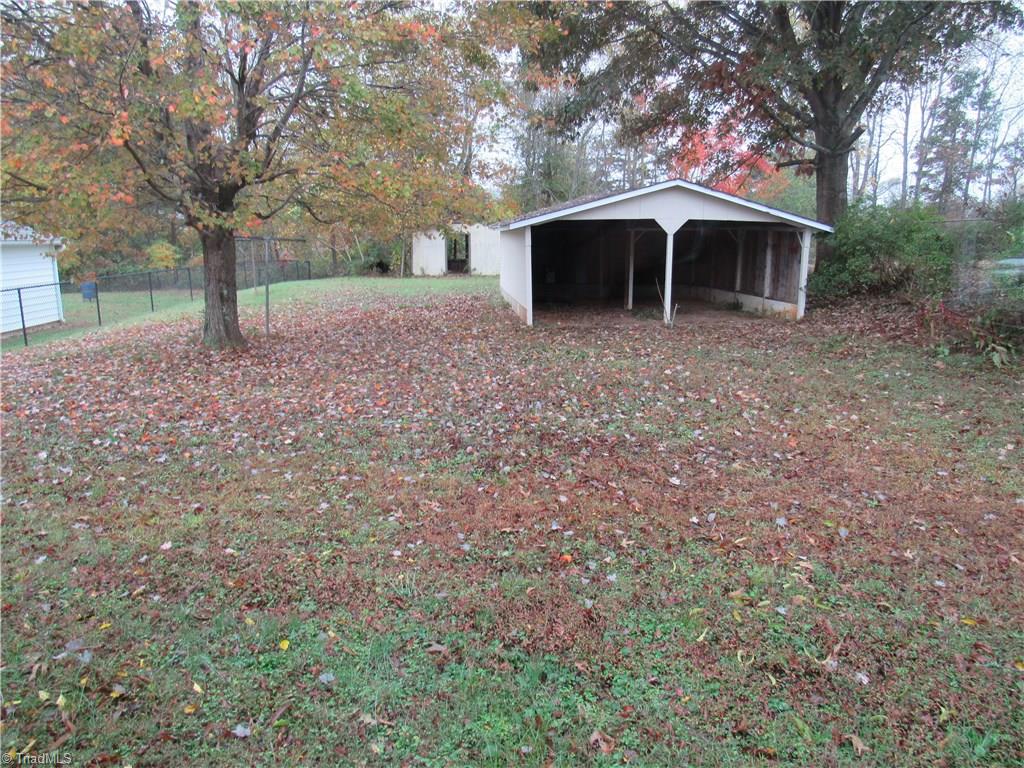 1158 North Old 52 Road King, NC 27021 - Photo 10 of 30