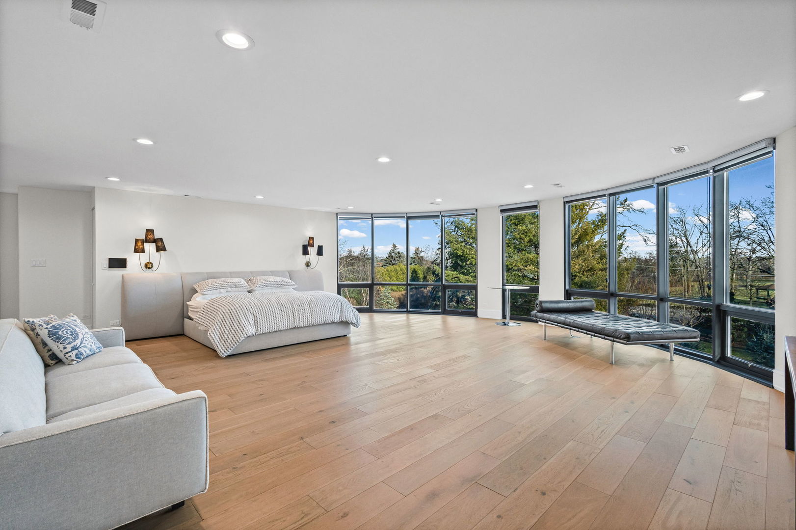 2110 Pfingsten Road Northbrook, IL 60062 - Photo 21 of 56