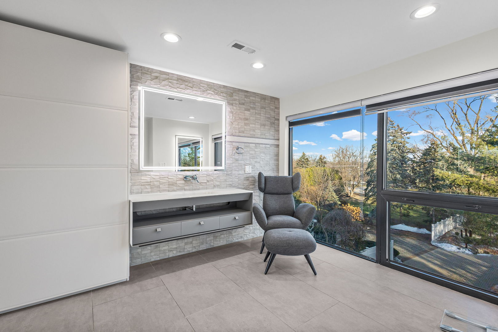 2110 Pfingsten Road Northbrook, IL 60062 - Photo 24 of 56