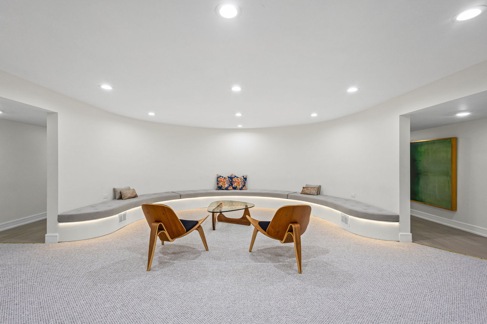 2110 Pfingsten Road Northbrook, IL 60062 - Photo 40 of 56