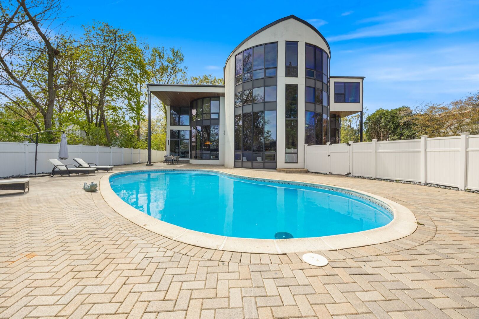 2110 Pfingsten Road Northbrook, IL 60062 - Photo 44 of 56