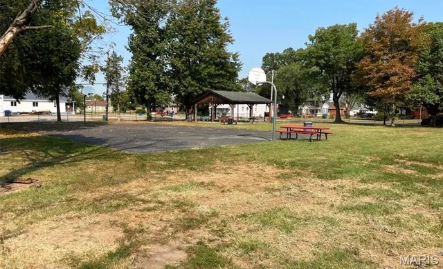 $89,000 | 1648 Spruce Street, Granite City, IL 62040