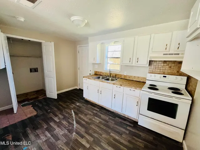 $129,900 | 3010 Martin Street, Pascagoula, MS 39581