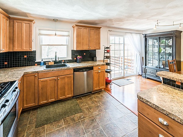 11 Oak Ridge Drive, Unit 6 Maynard, MA 01754 - Photo 10 of 28 Gallery Image 10