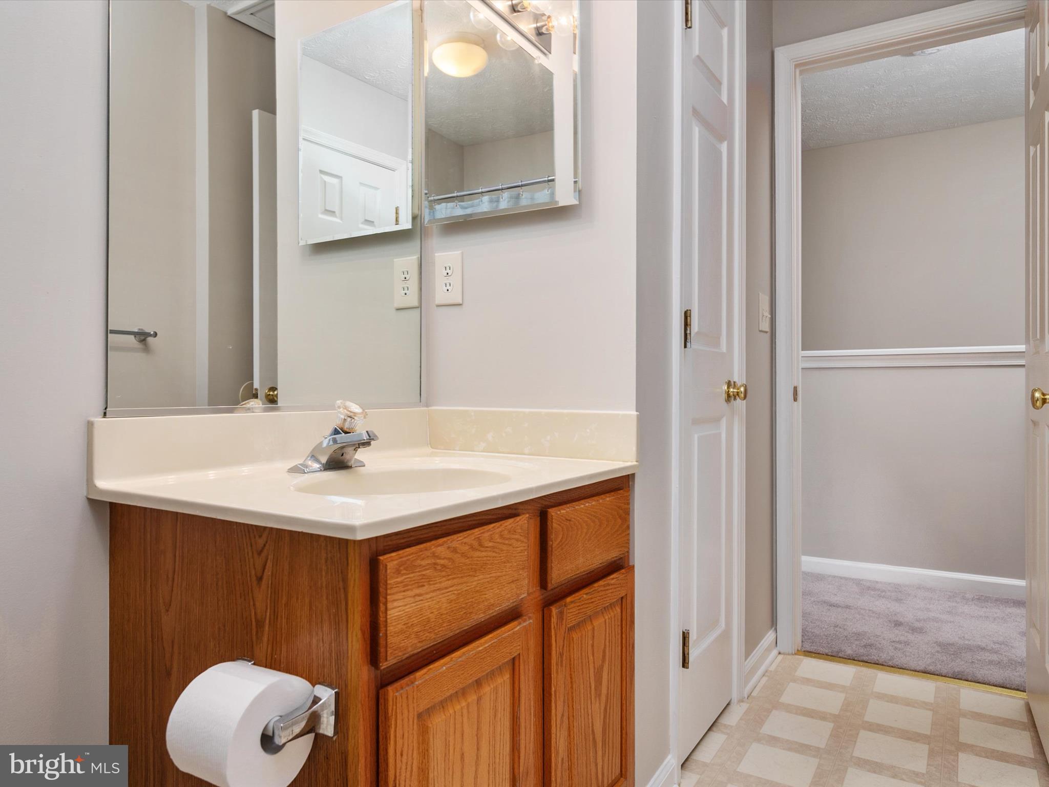 8107 Gray Stone Lane Pasadena, MD 21122 - Photo 19 of 34