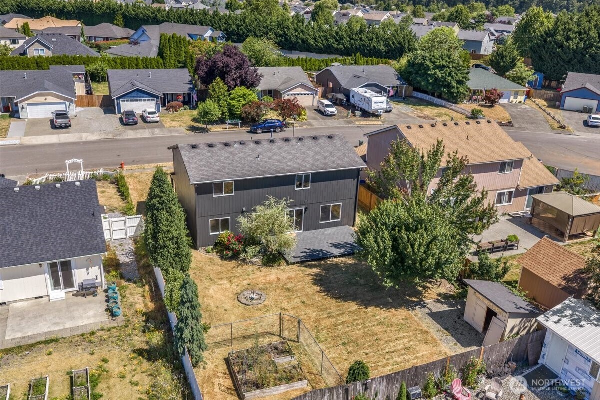 204 Whitley Street Northwest Orting, WA 98360 - Photo 28 of 32