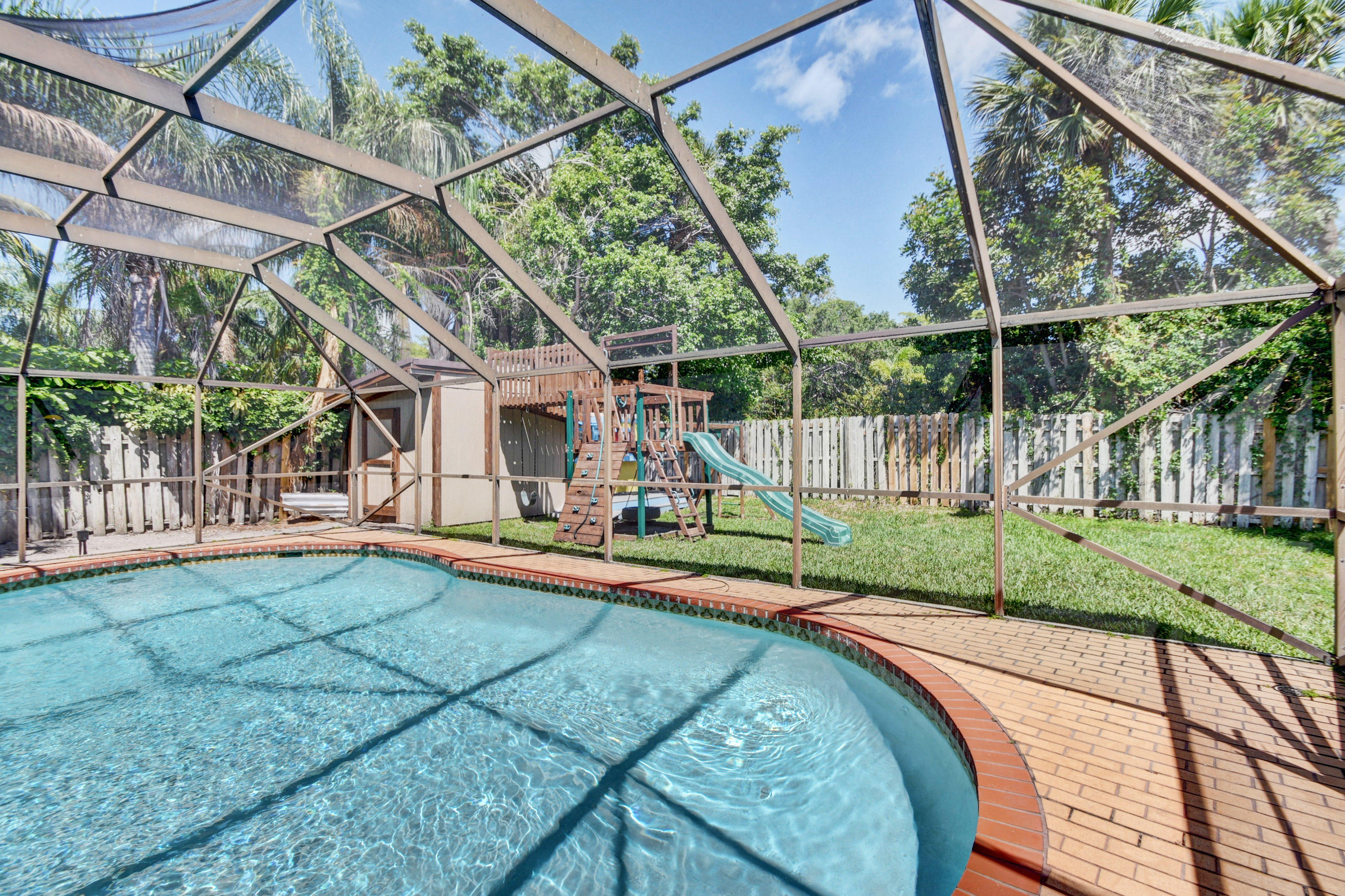 7587 London Lane Boca Raton, FL 33433 - Photo 37 of 43 DSC_8053_4_5_6_7