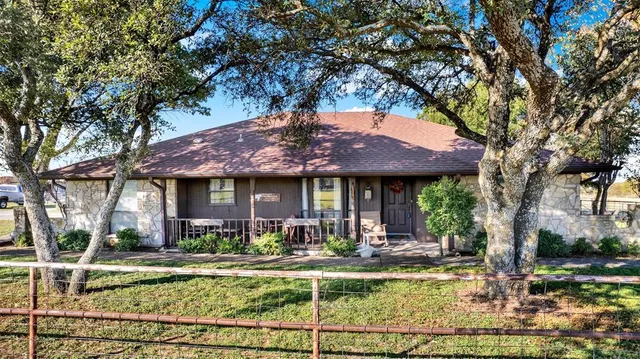 $1,200,000 | 9224 County Road 915, Godley, TX 76044