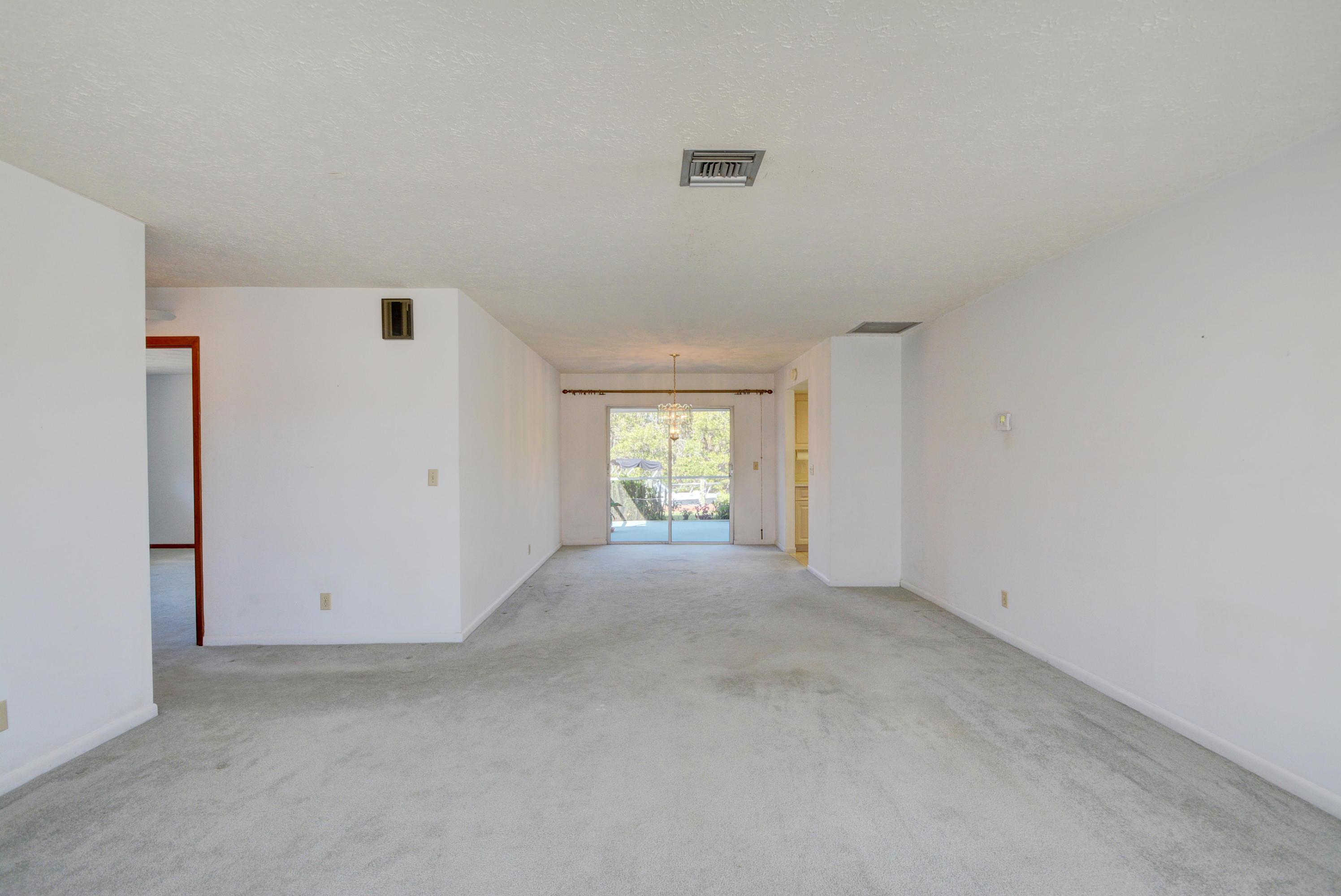 785 Southwest Salerno Road Stuart, FL 34997 - Photo 10 of 51 Living room