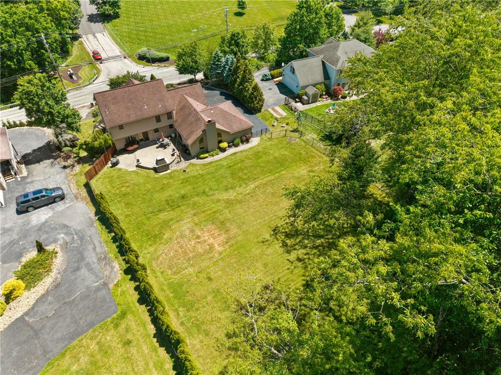 235 Ewing Road Carnegie, PA 15106 - Photo 39 of 43