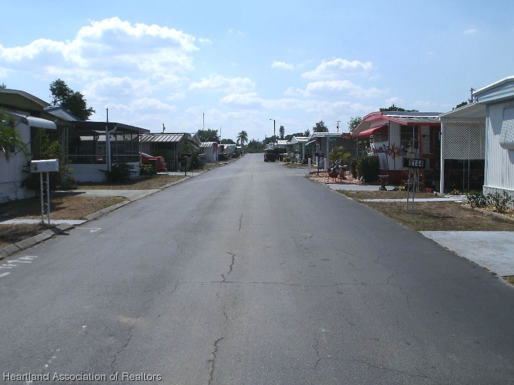 8141 Von Maxcy Road Sebring, FL 33870 - Photo 2 of 34 Gallery Image 2