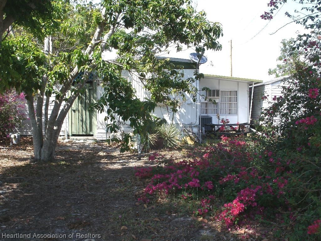 8141 Von Maxcy Road Sebring, FL 33870 - Photo 23 of 34 Gallery Image 23