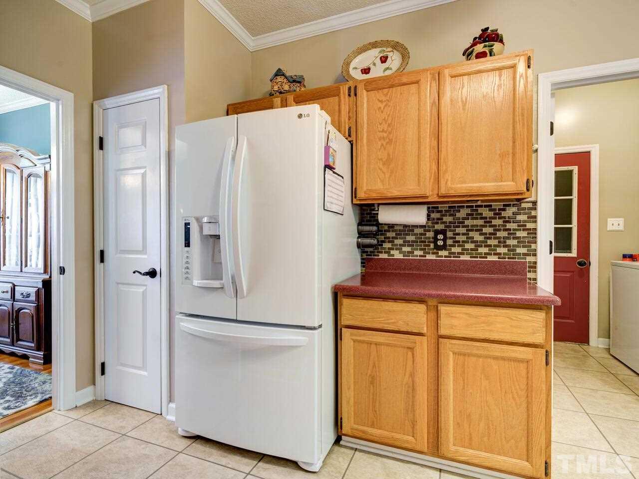 2725 Moorsfield Court Raleigh, NC 27604 - Photo 9 of 30 Gallery Image 9