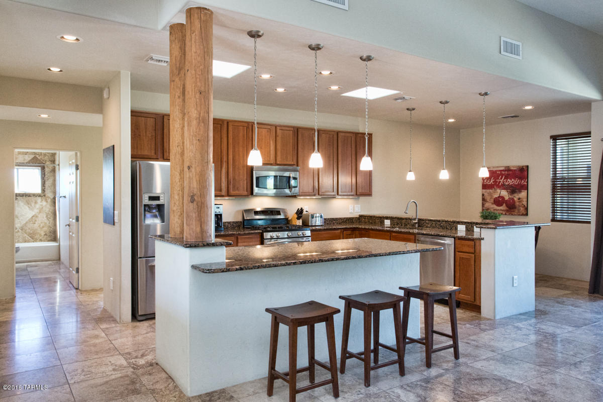 1099 West Panorama Road Tucson, AZ 85704 - Photo 7 of 33 Gallery Image 7