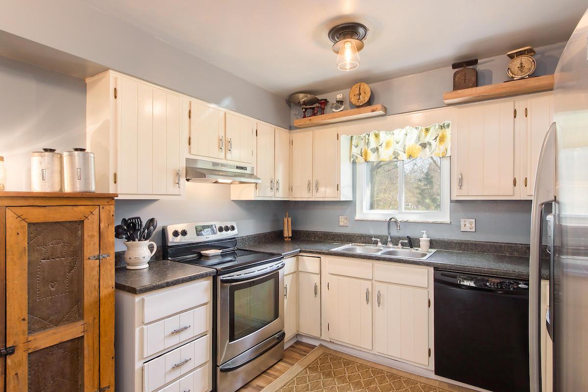 7396 Harriott Road Dublin, OH 43017 - Photo 2 of 21 Gallery Image 2