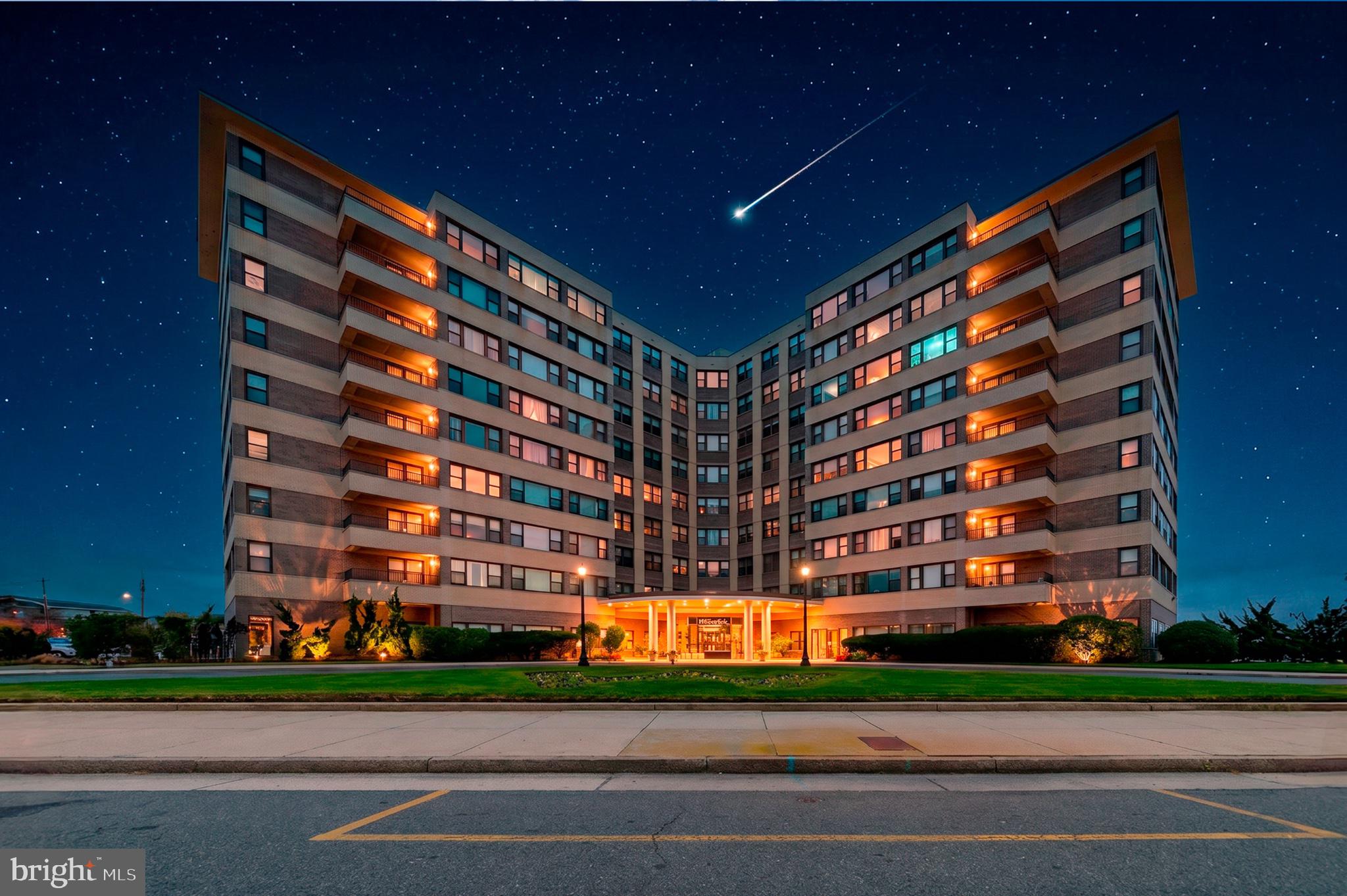 101 South Raleigh Avenue Atlantic City, NJ 08401 - Photo 2 of 26 Modern living under a starlit sky.
