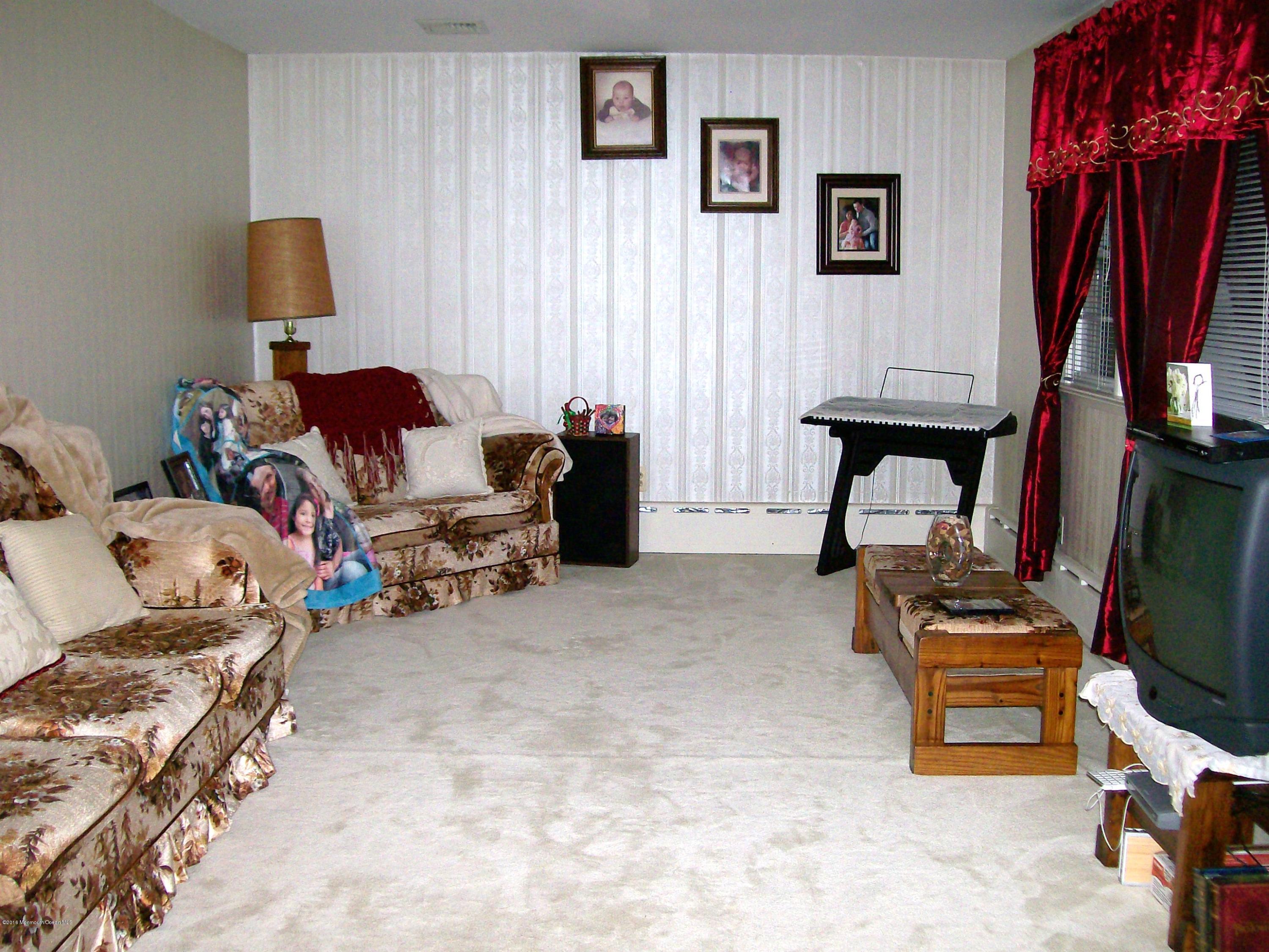 608 West Farms Road Howell, NJ 07731 - Photo 14 of 19 608 W Farms Rd 045