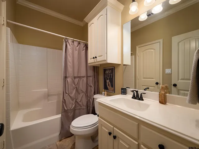 $485,000 | 19560 Sandhill Lane, Flint, TX 75762