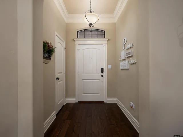 $485,000 | 19560 Sandhill Lane, Flint, TX 75762