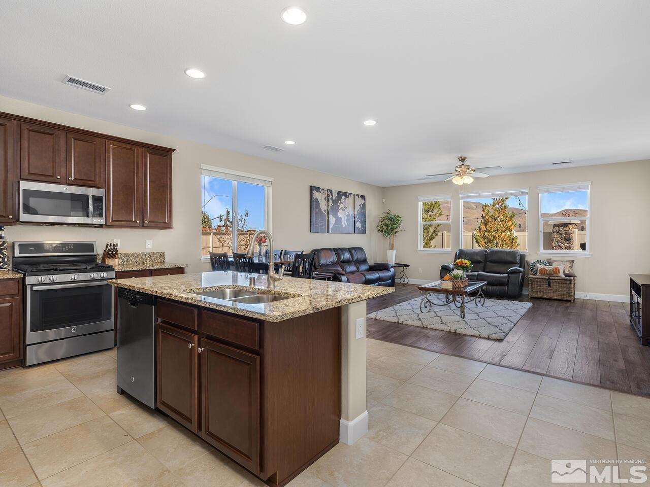 10068 Ignacio Circle Reno, NV 89521 - Photo 3 of 20 Photo 3