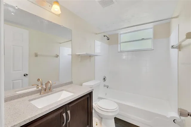 $179,900 | 2721 North Poinciana Boulevard, Unit 163, Kissimmee, FL 34746