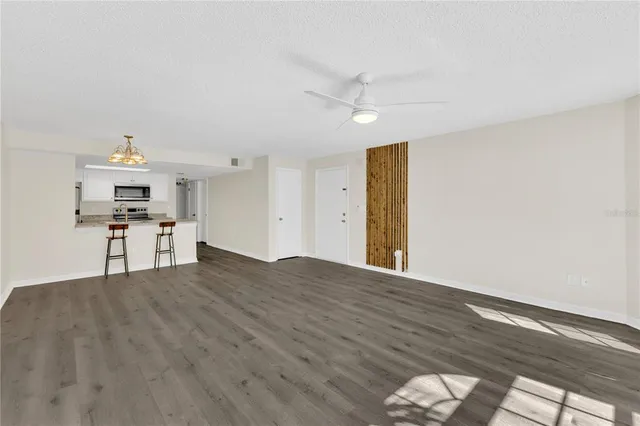 $179,900 | 2721 North Poinciana Boulevard, Unit 163, Kissimmee, FL 34746