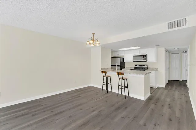 $179,900 | 2721 North Poinciana Boulevard, Unit 163, Kissimmee, FL 34746