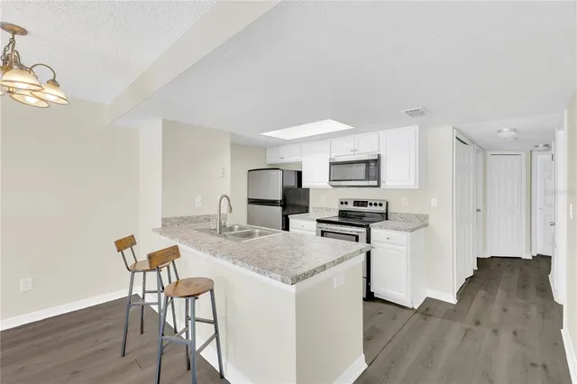 $179,900 | 2721 North Poinciana Boulevard, Unit 163, Kissimmee, FL 34746